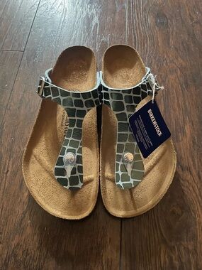 Birkenstock  Arizona Sandal in Teal Croc-Embossed Leather